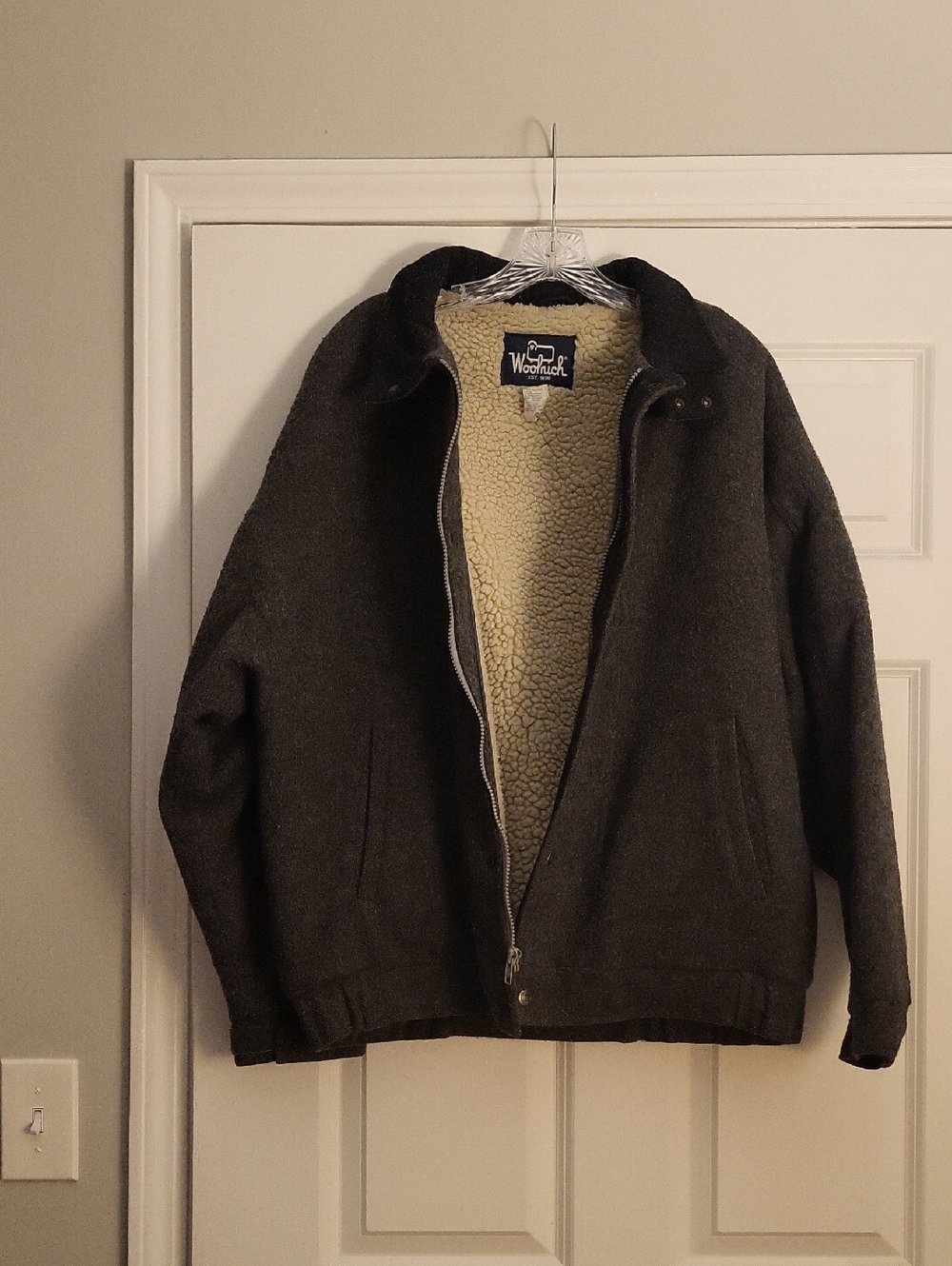 Woolrich Charcoal Gray Jacket with Cream Sherpa Lining